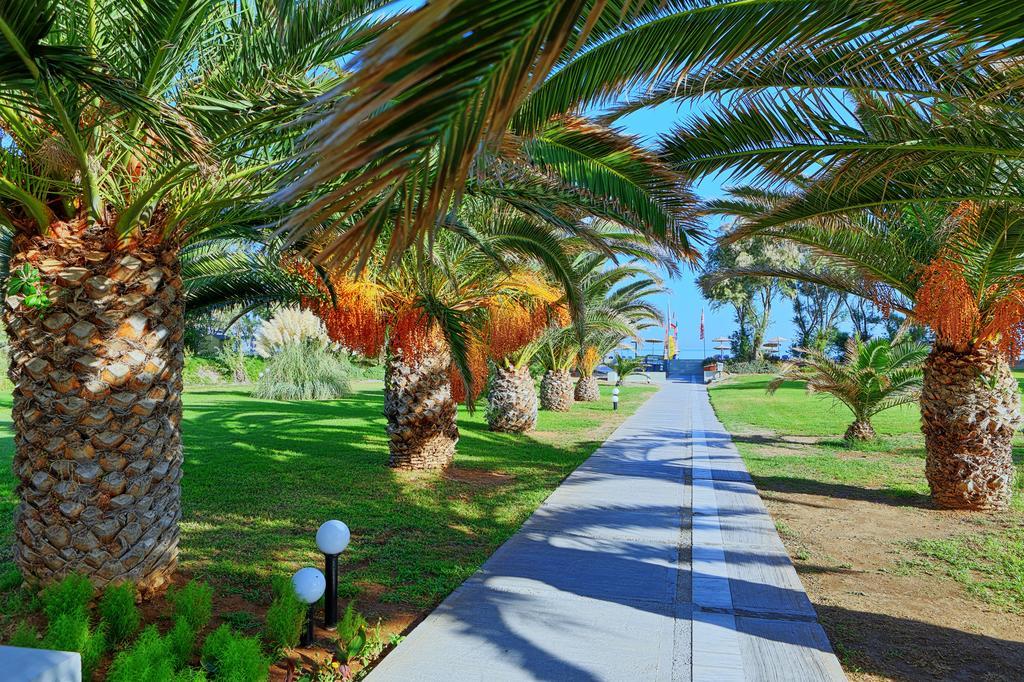 Santa Marina Beach Gazi Luaran gambar